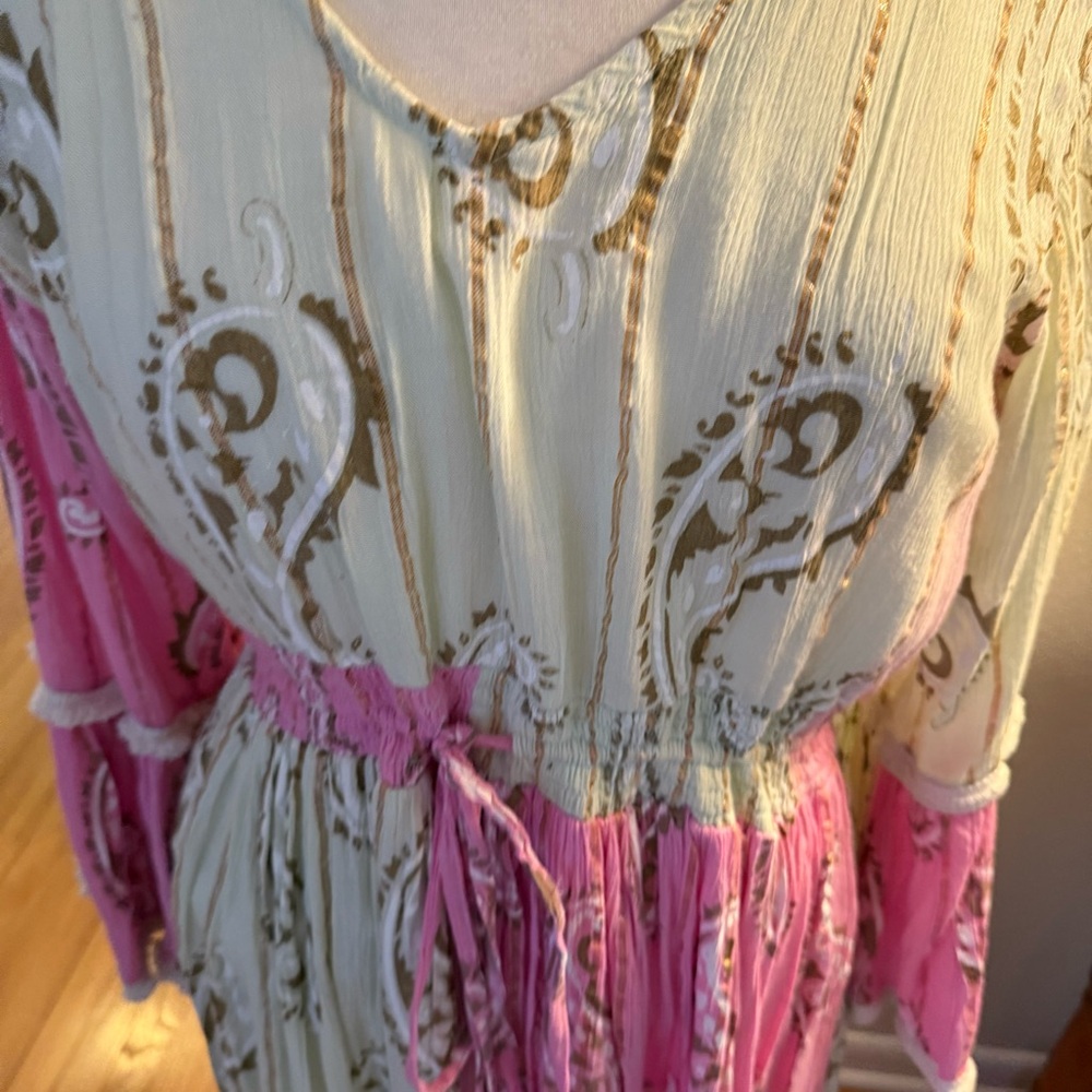 Pink and Cream Floral Maxi Bundle - Picture 4 of 10